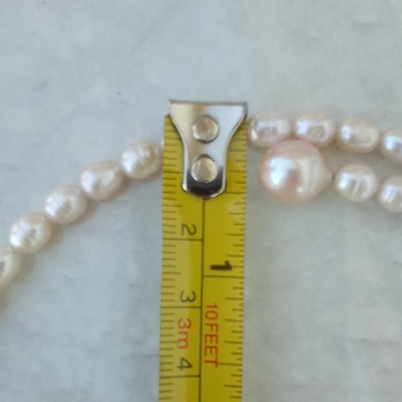 Freshwater Lavender and Peacock Pearl Necklace - Picture 7 of 7